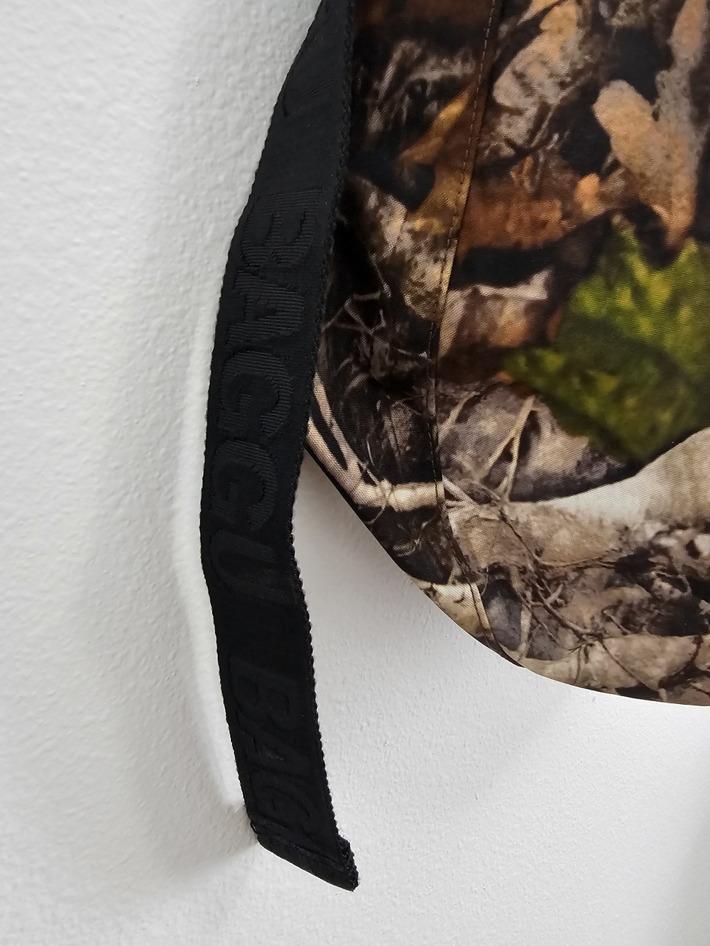 Baggu Photo Forest Large Crescent Bag - Picture 5 of 7
